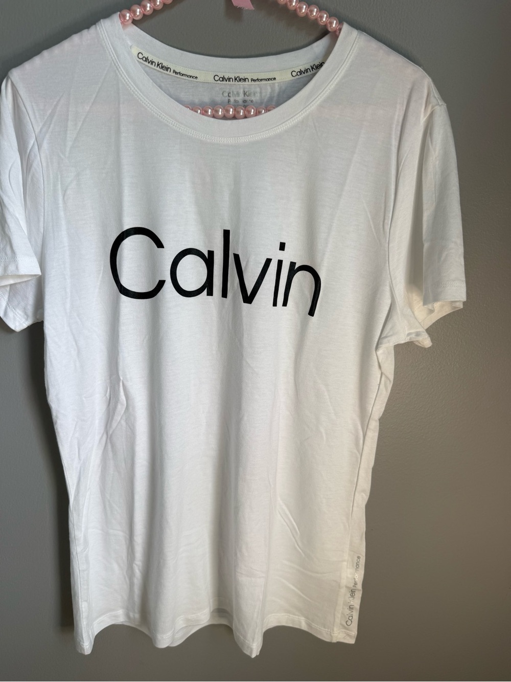Calvin Klein Performance white graphic logo T size XL